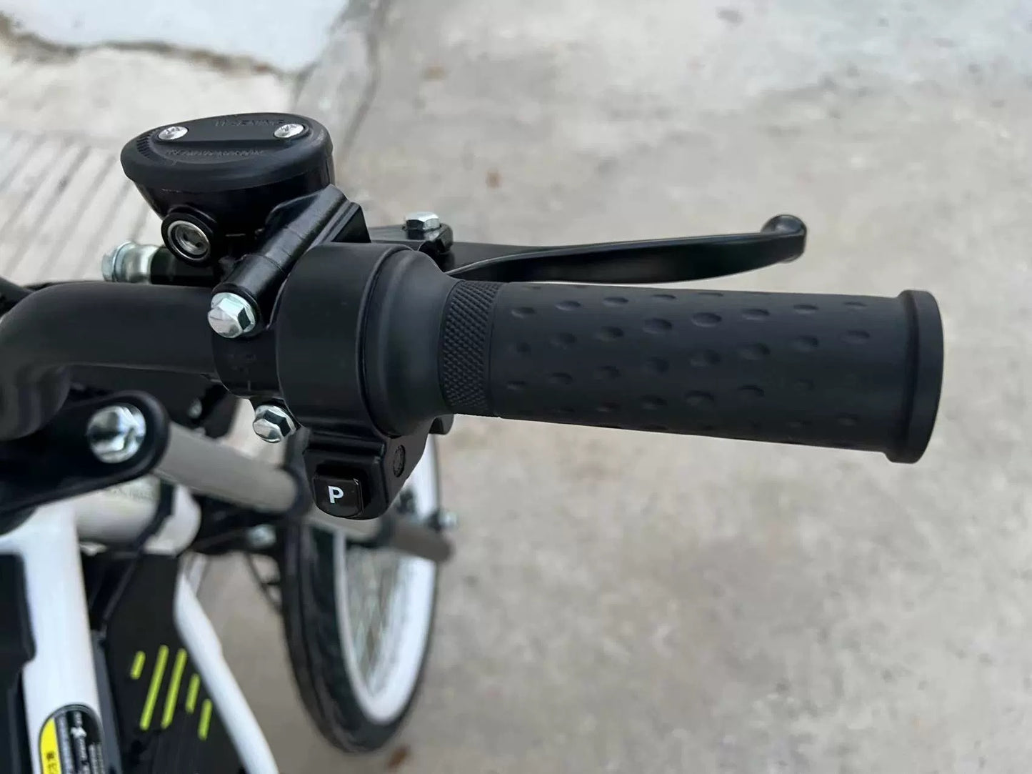 Cineco Electric City and Off road Mountain Dirt Bike 48V 28AH 1500W